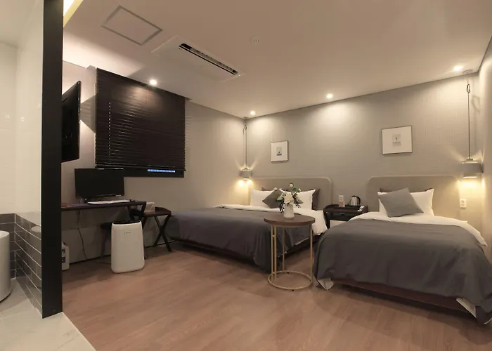 Hotel Brown Dot Yangjeong 3*