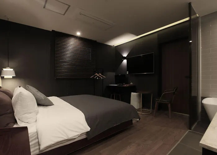Отель Brown Dot Yangjeong