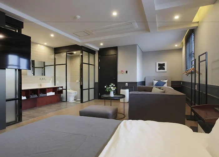 Brown Dot Yangjeong 3*