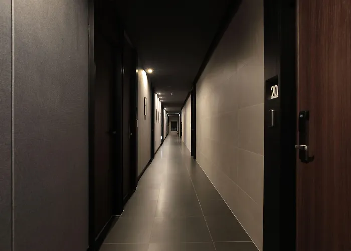Brown Dot Yangjeong Отель 3*