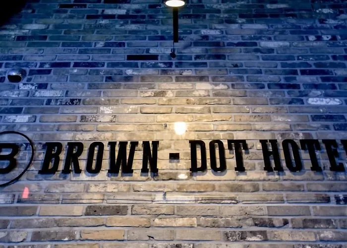 Brown Dot Yangjeong Отель Пусан
